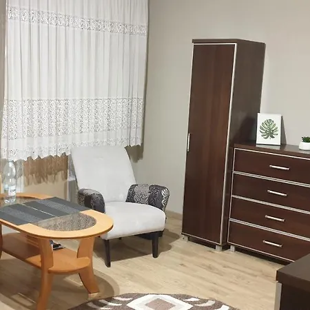 Apartment Kawalerka W Bloku, Blisko Parku Przemyslowego W Bydgoszczy